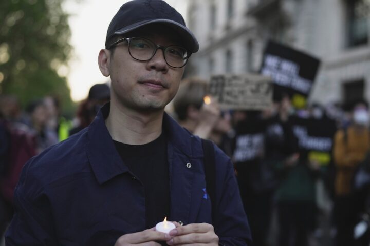 Singapore nega l'ingresso a Nathan Law, attivista pro-democrazia ricercato da Hong Kong