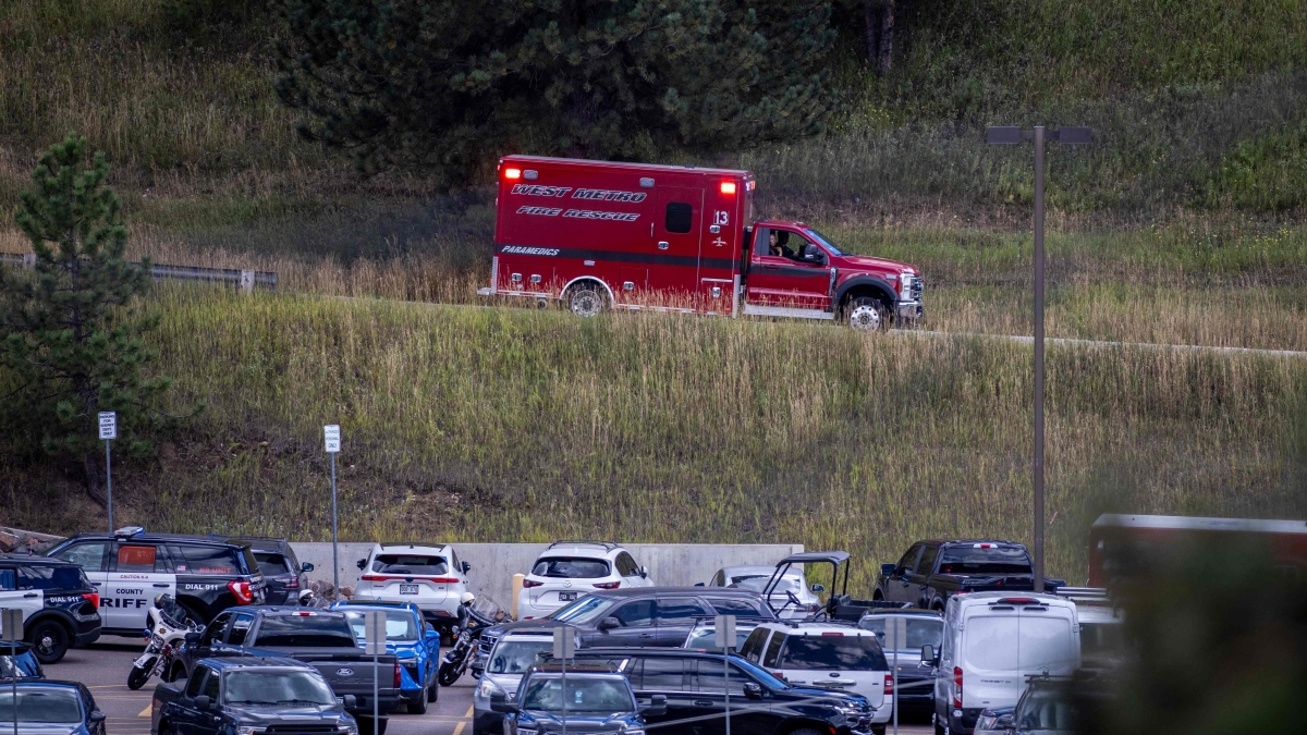 Sparatoria alla Evergreen High School in Colorado, due studenti in gravi condizioni