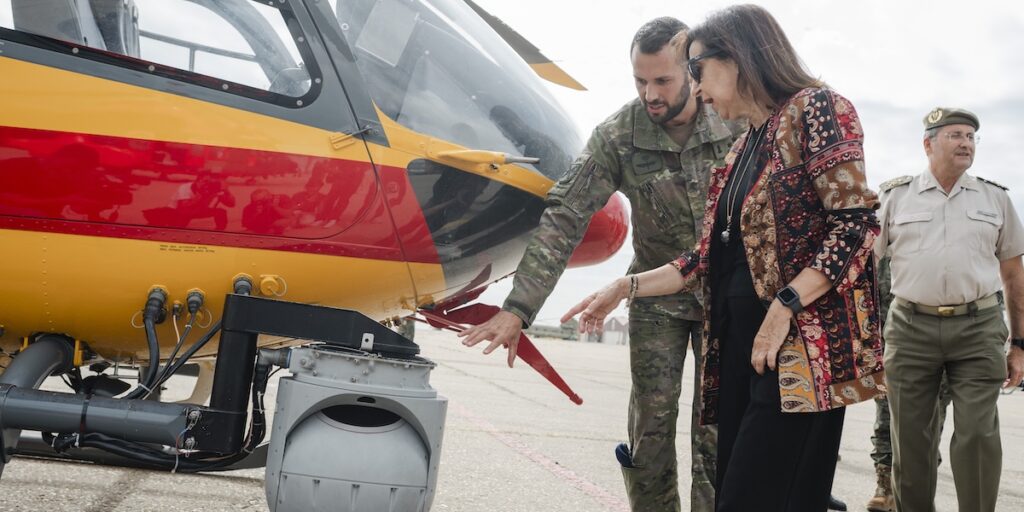 Tentativo di interferenza GPS su aereo della ministra della Difesa spagnola vicino a Kaliningrad