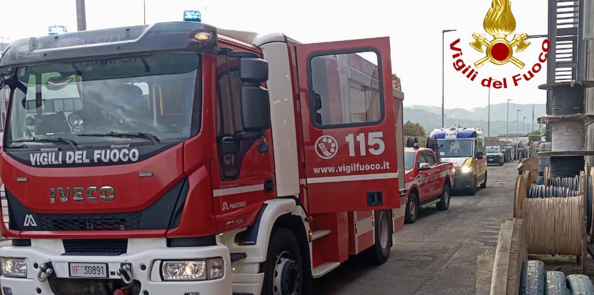 Tre morti e un disperso dopo esplosione in azienda di smaltimento rifiuti a Marcianise