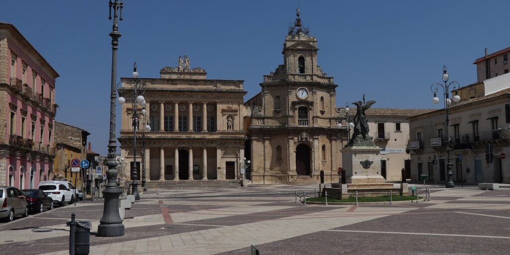 Trovato il ragazzo di 17 anni rapito giovedì a Vittoria, Sicilia