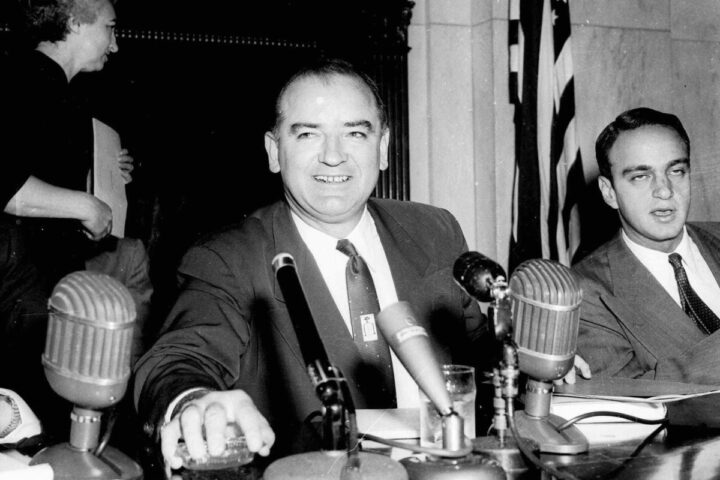 Trump e il maccartismo: paralleli tra il passato e i rischi attuali per la democrazia