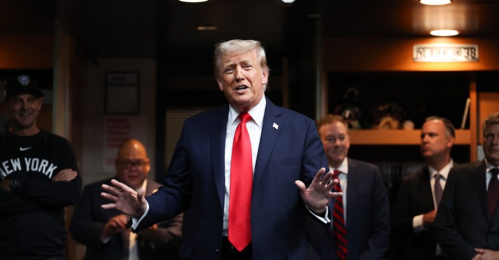 Trump fa causa al New York Times per diffamazione, chiedendo 15 miliardi di dollari di risarcimento