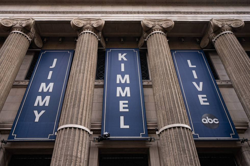 Trump minaccia le reti televisive e limita la libertà di espressione negli Stati Uniti