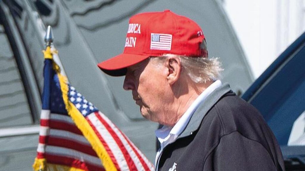 Trump minimizza il proprio ruolo nella mediazione tra Russia e Ucraina, critica i leader Ue