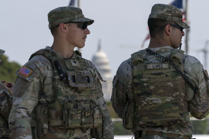 Trump ordina il dispiegamento della guardia nazionale a Portland contro i «terroristi interni»