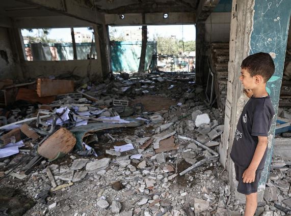 Unicef: il 95% delle scuole di Gaza distrutte o danneggiate a causa degli attacchi israeliani