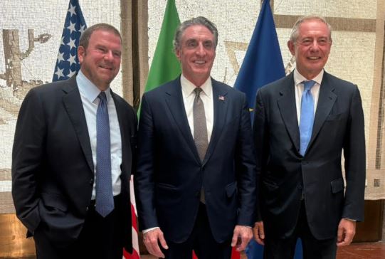 Urso incontra Burgum: Italia e Usa rafforzano la cooperazione nel settore delle materie prime critiche