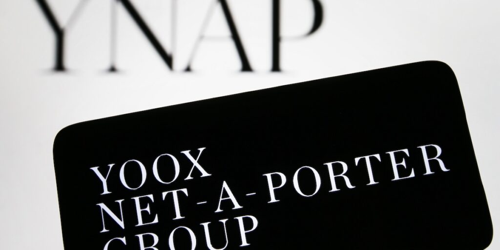 Yoox-Net-a-Porter annuncia licenziamenti per 211 lavoratori in Italia nel quadro di una ristrutturazione globale