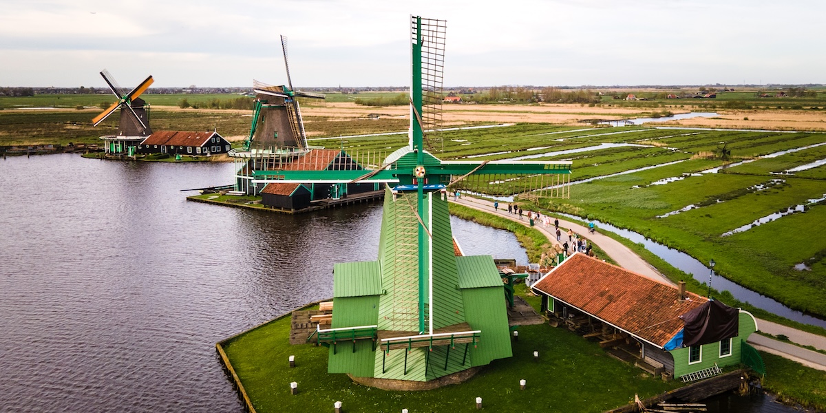 Zaanse Schans introdurrà un biglietto d'ingresso di 17,50 euro dal 2026 per gestire il sovraffollamento
