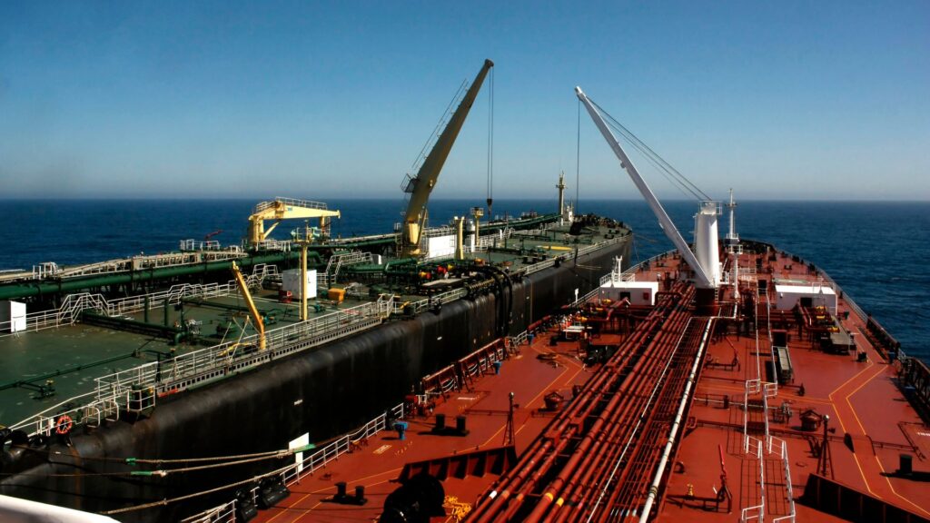 Imprese baltiche coinvolte nel supporto al “flotta ombra” russa