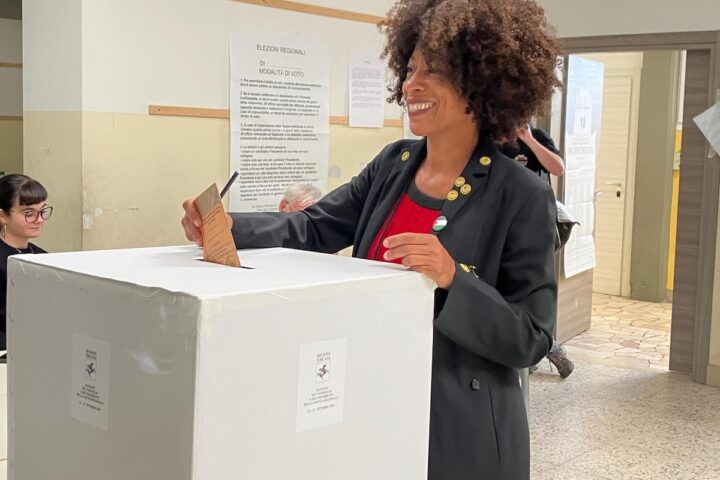 Antonella Bundu irrompe nelle regionali toscane, raccogliendo il consenso dei delusi del centrosinistra