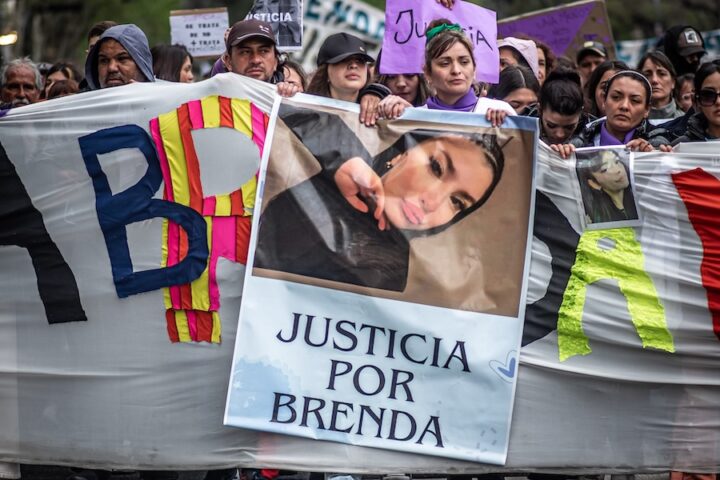 Arrestato narcotrafficante sospettato di aver ordinato femminicidio di tre donne in Argentina