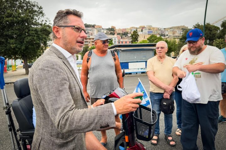 Borrelli respinge le scuse di De Crescenzo: «È lei a dover chiedere perdono a Napoli»