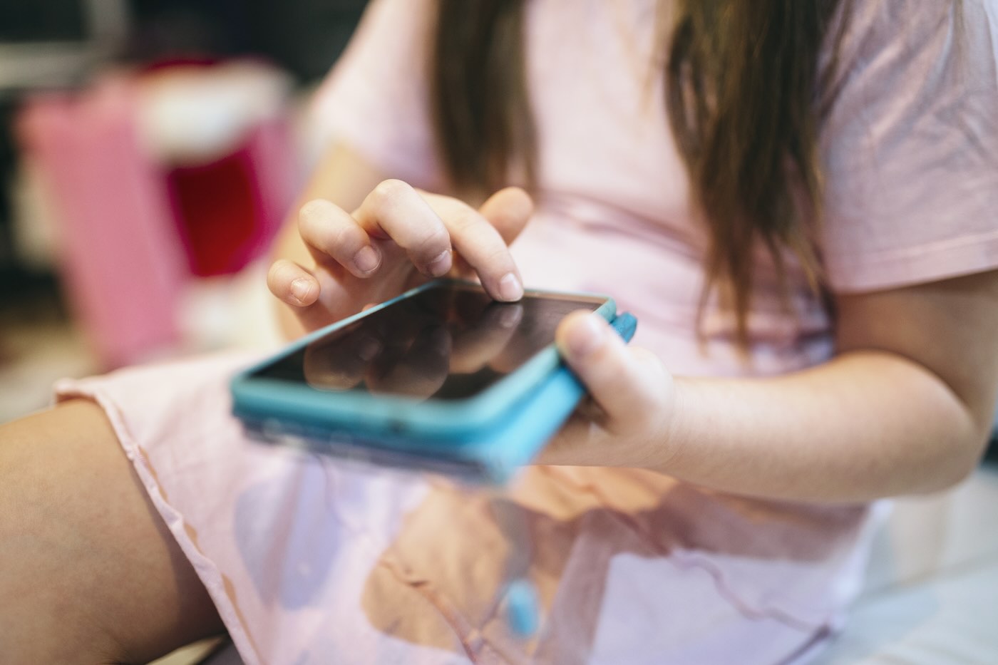 Divieto dei social per minori di 14 anni: la proposta di Lega, Forza Italia, FdI e Pd in Senato