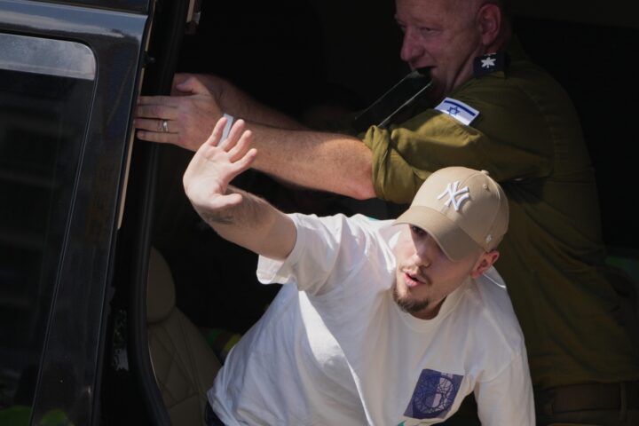 Dopo 48 ore, i racconti degli ex ostaggi israeliani liberati da Hamas