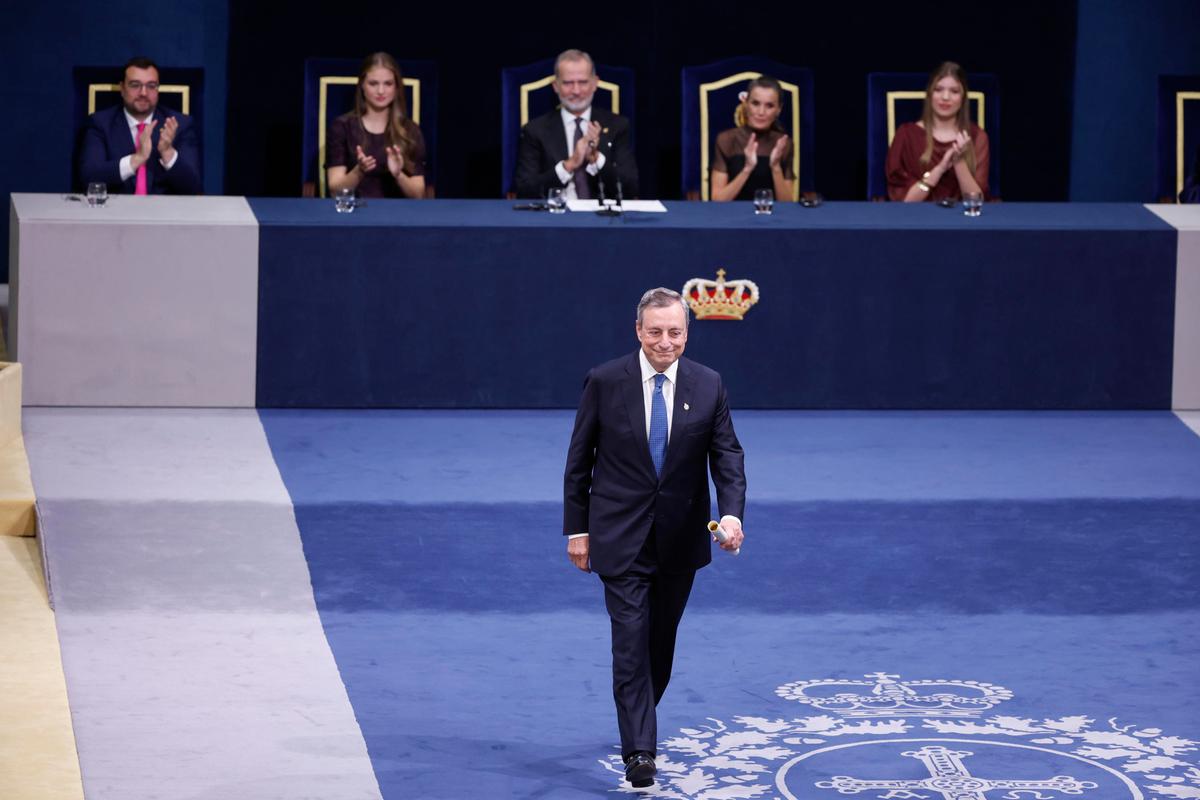 Draghi a Oviedo: l'Europa sotto attacco e la necessità di un federalismo pragmatico