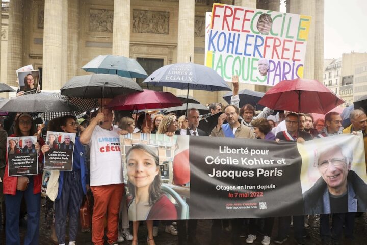 Due cittadini francesi condannati in Iran per spionaggio e altre accuse