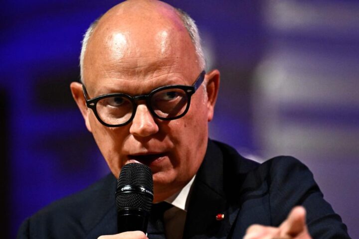 Édouard Philippe da premier a sfidante di Macron: le recenti dichiarazioni sul futuro politico della Francia