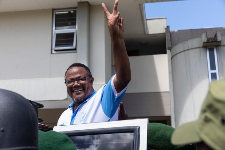 Elezioni in Tanzania: il governo di Hassan ostacola le opposizioni e favorisce la vittoria del Chama Cha Mapinduzi