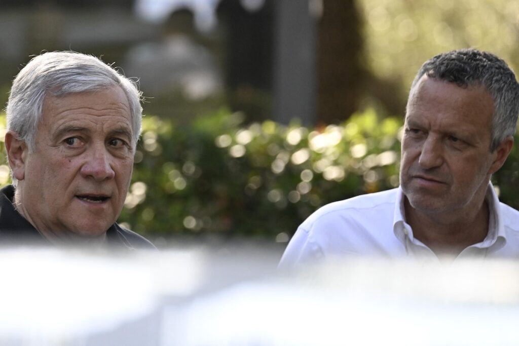 Flavio Tosi critica l'immunità a Ilaria Salis: "Molte assenze tra i Patrioti hanno influenzato il voto"