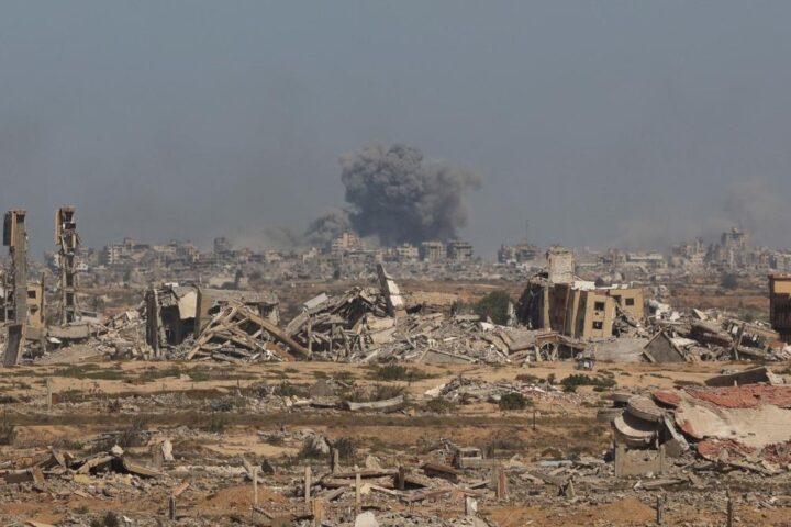 Hamas accoglie il piano di Trump per la pace, propone il rilascio di ostaggi