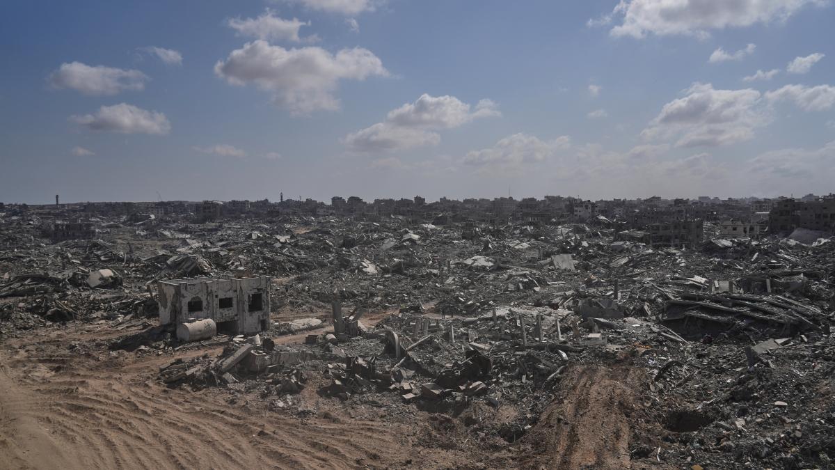 Hamas annuncia inizio liberazione ostaggi israeliani da lunedì in vista vertice pace in Egitto