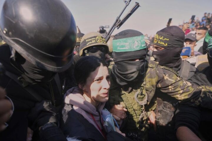 Hamas intensifica l'azione contro i rivali interni a Gaza, decine di nemici uccisi e caccia ai collaborazionisti