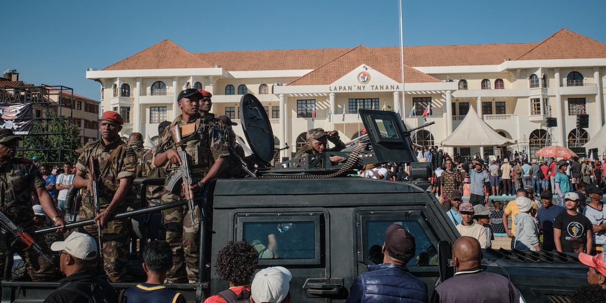 Il colonnello Michael Randrianirina nomina Herintsalama Rajaonarivelo nuovo primo ministro del Madagascar