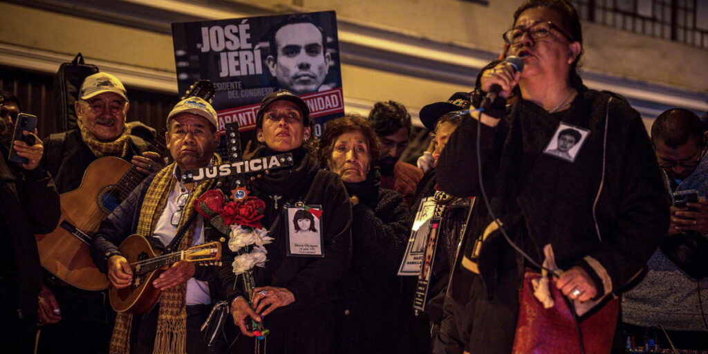 Il governo peruviano dichiara stato di emergenza a Lima dopo le proteste contro il nuovo presidente