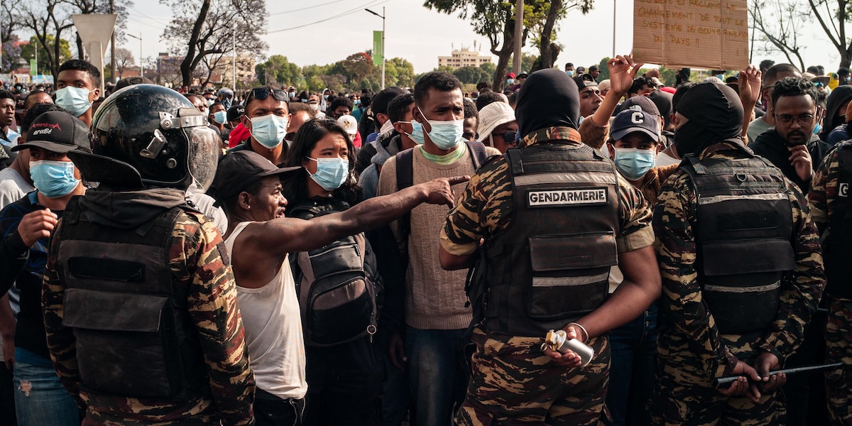 Il presidente del Madagascar nomina un generale come primo ministro dopo violente proteste