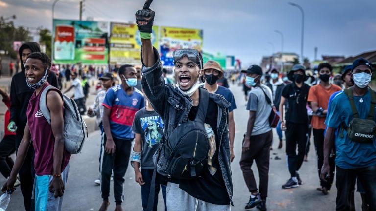 Il risveglio globale della Generazione Z tra crisi e proteste sociali