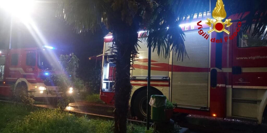 Incendio in condominio a Cornaredo: tre morti tra cui un uomo di 45 anni e i genitori di 88 e 85 anni