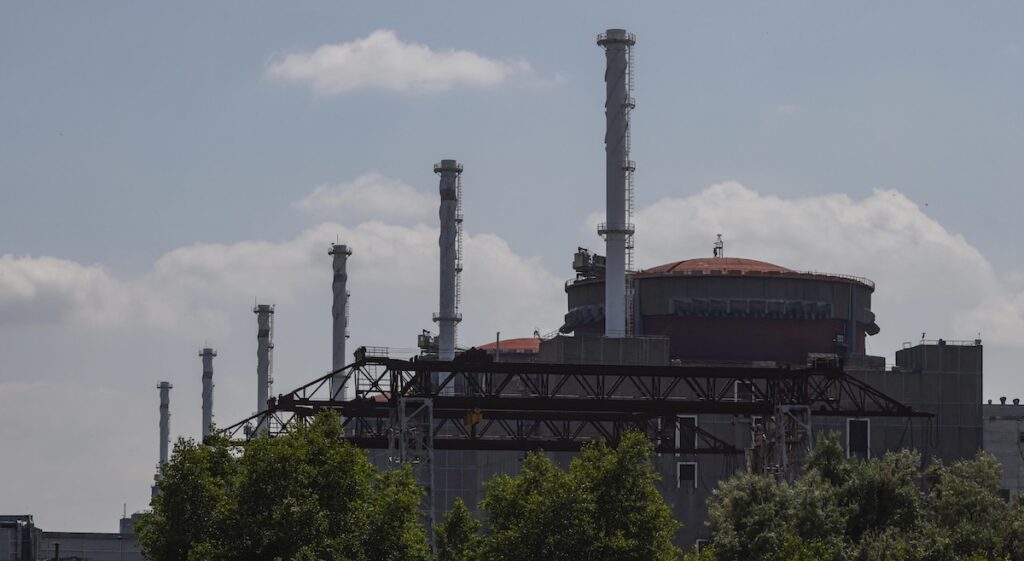 Iniziati i lavori di ripristino della centrale nucleare di Zaporizhzhia grazie a un cessate il fuoco locale