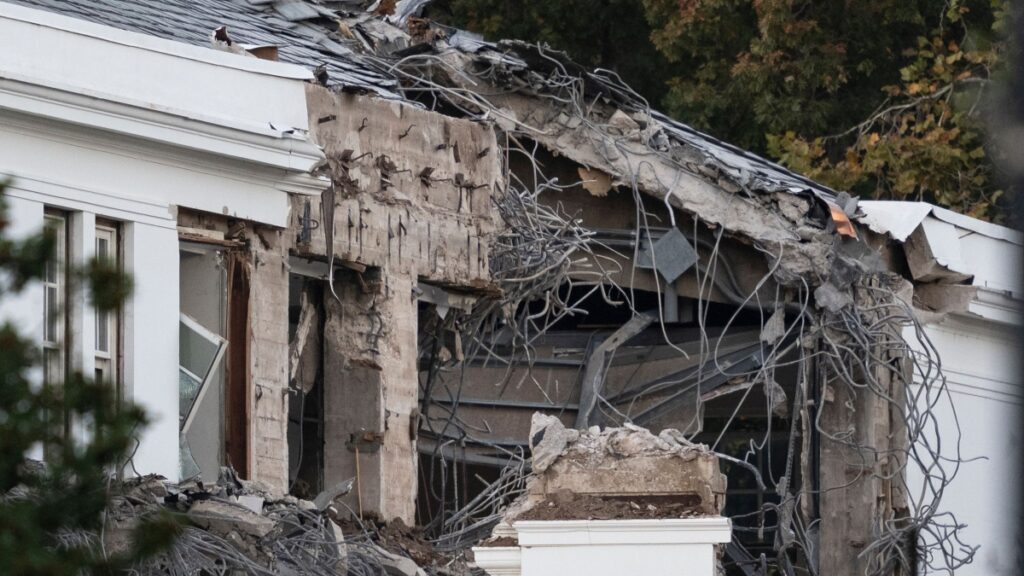 La Casa Bianca licenzia sei membri della Commissione delle Belle Arti per nuove nomine