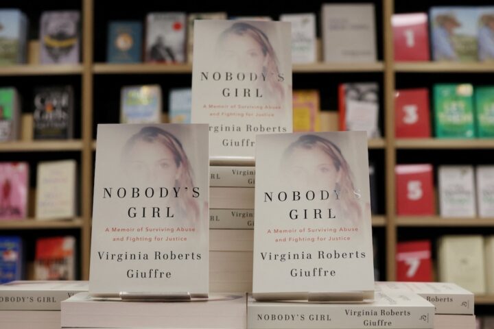 La pubblicazione dell'autobiografia di Virginia Giuffre rivela abusi subiti da Jeffrey Epstein e il principe Andrea
