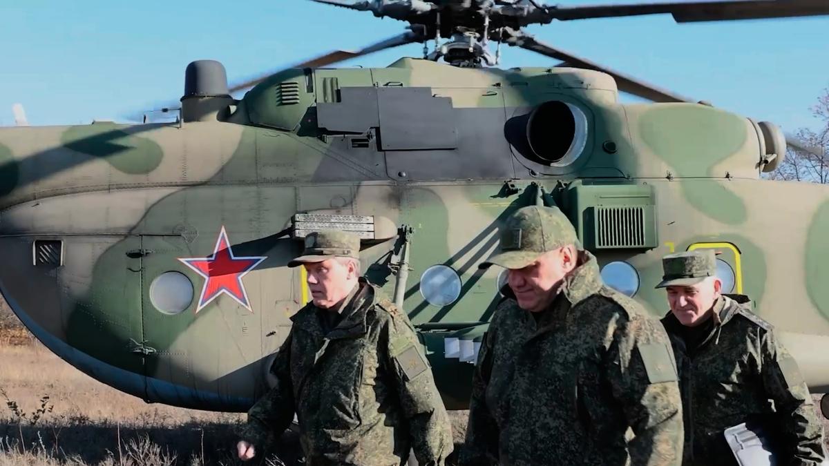 La Russia intensifica la pressione su Pokrovsk, Zelensky: «Le truppe nemiche superano otto a uno»