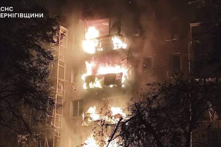 La Russia lancia un attacco massiccio con missili e droni contro l'Ucraina, colpendo le infrastrutture energetiche