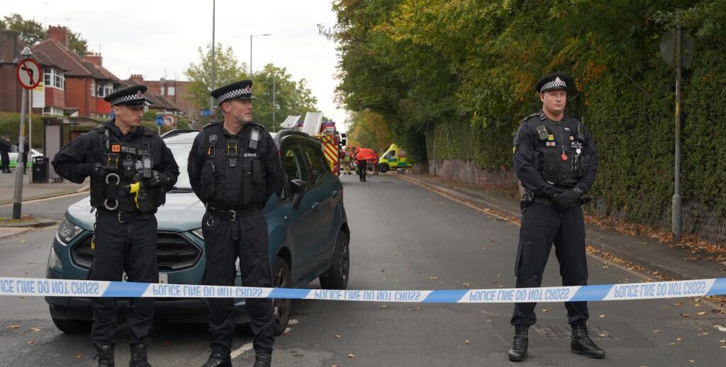 L'autore dell'attentato alla sinagoga di Manchester ha giurato fedeltà allo Stato Islamico