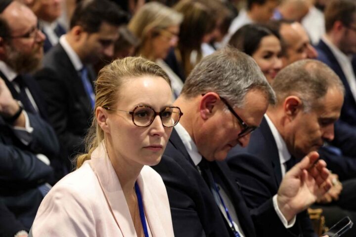 Le dimissioni di Macron come unica soluzione per superare la crisi, afferma Marion Maréchal