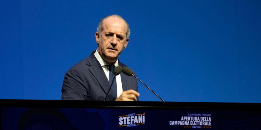 Luca Zaia annuncia la sua candidatura come capolista della Lega in tutte le province del Veneto nelle elezioni del 23 e 24 novembre