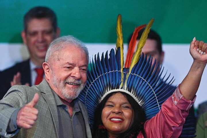 Lula: «Bolsonaro è un golpista, la comunità internazionale deve agire per fermare la fame»