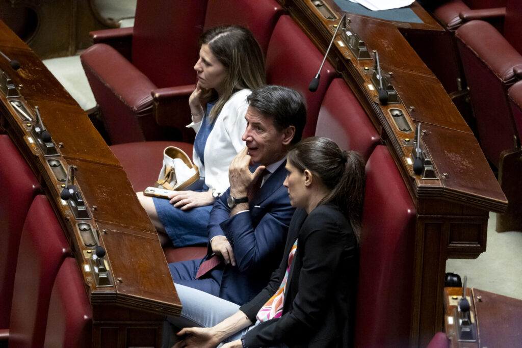 M5s: il nome di Baldino avanza per la vicepresidenza, ma il pressing di Marco Travaglio complica le scelte finali