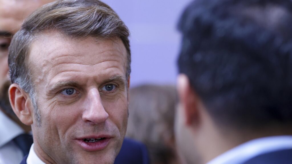 Macron riconferma Lecornu come primo ministro: «Accetto per dovere l’incarico»