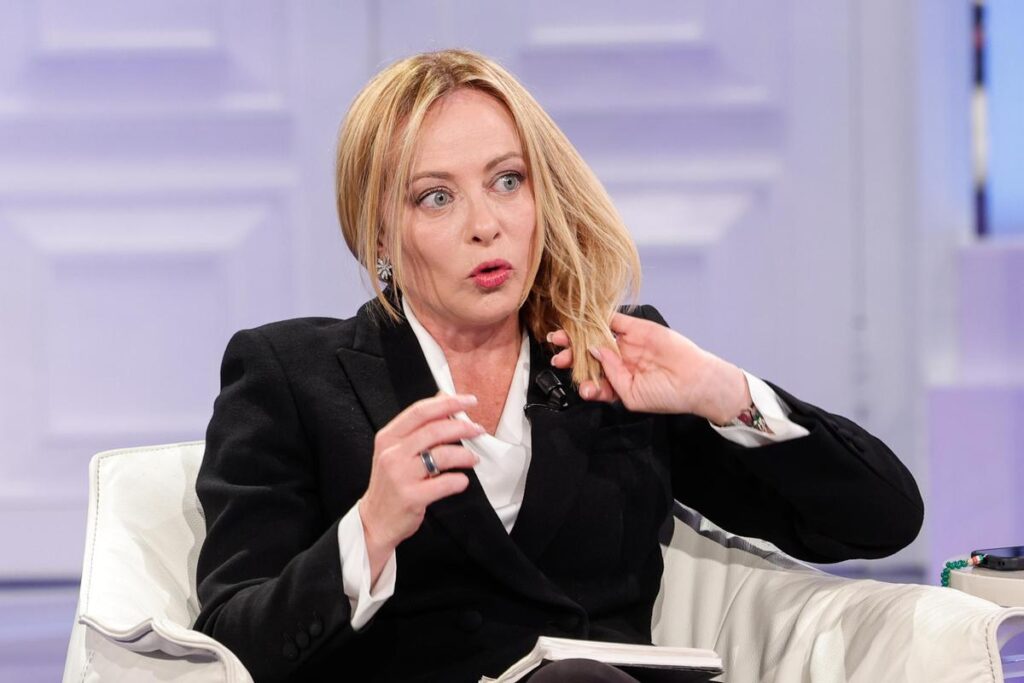 Meloni: “Accusata di genocidio, la sinistra non sa come fermarci”