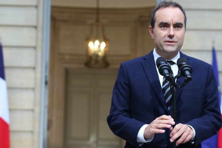 Nuovo governo francese: Sébastien Lecornu conferma gran parte dei ministri precedenti