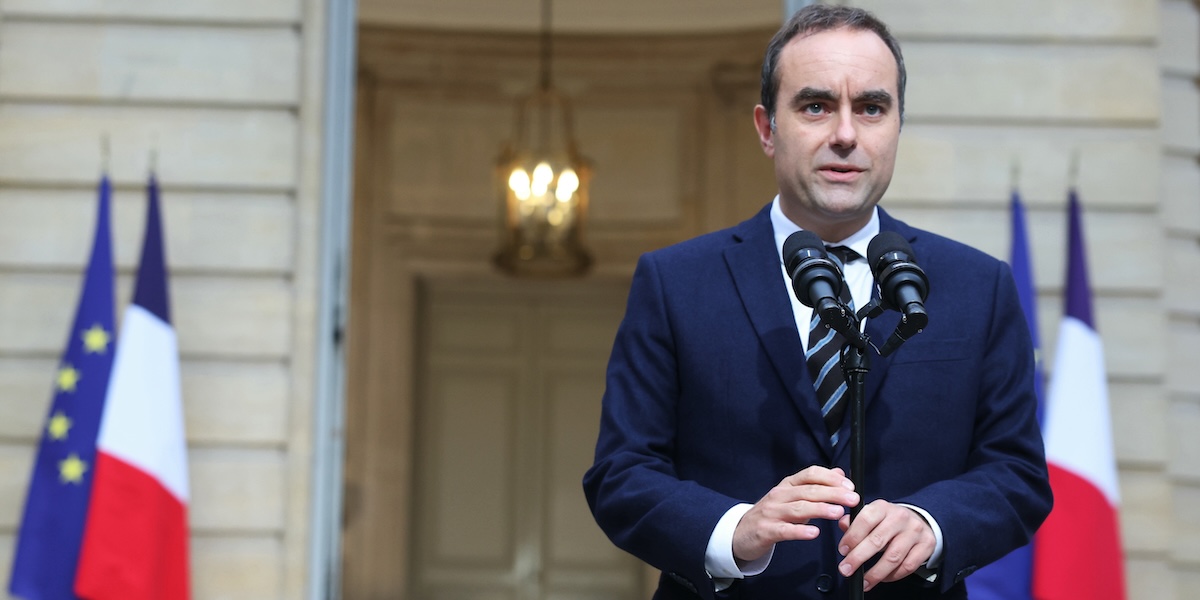 Nuovo governo francese: Sébastien Lecornu conferma gran parte dei ministri precedenti
