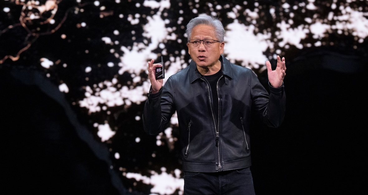 Nvidia raggiunge una valutazione di 5mila miliardi di dollari, prima al mondo nel settore