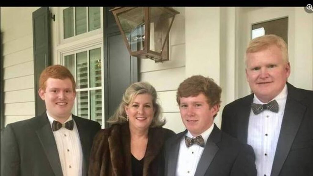 Omicidi e scandali finanziari: il caso di Alex Murdaugh, condannato all'ergastolo