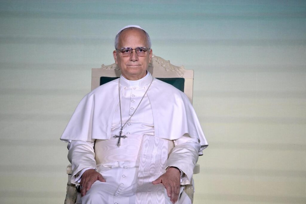 Papa Leone XIV incontra vittime di abusi del clero in un incontro storico al Vaticano